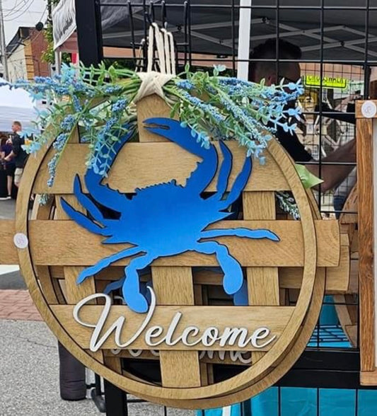 Crab basket door hanger